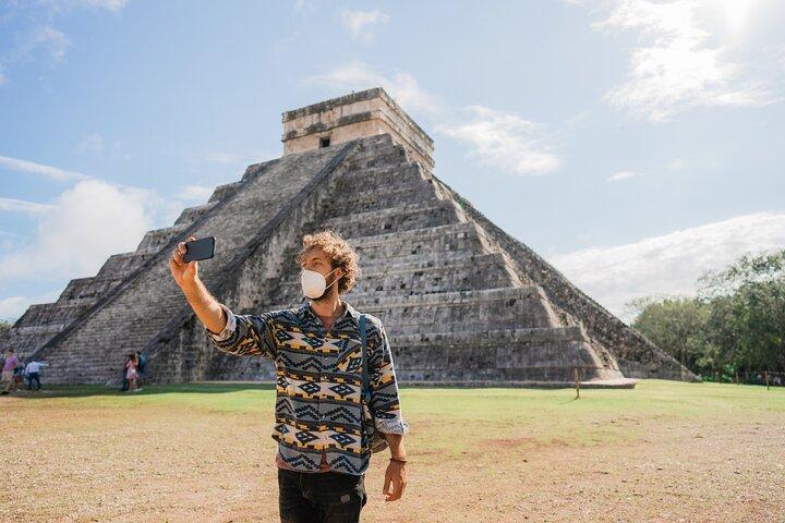 Yucatans dolda skatter: Chichén-Itzá, Cenotes och Izamal