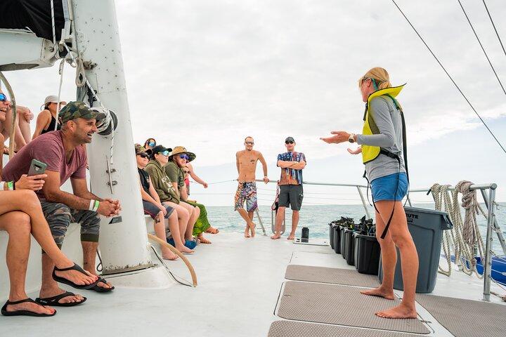 Key West Pomeriggio Snorkel Sail con cocktail illimitati!