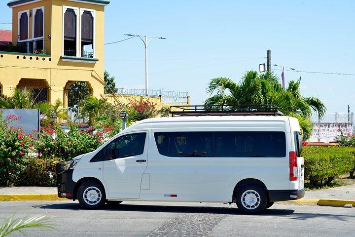 Envejs privat transfer fra/til lufthavn eller hoteller i Granada