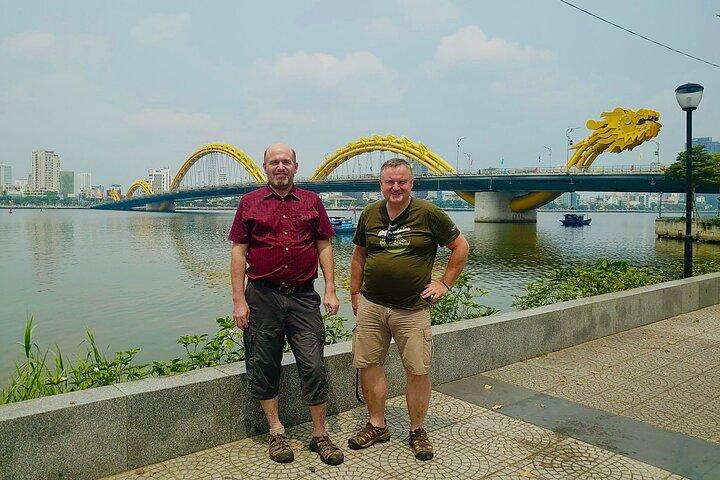 Hoi An til Hue med privat bil via Fabulous Stops