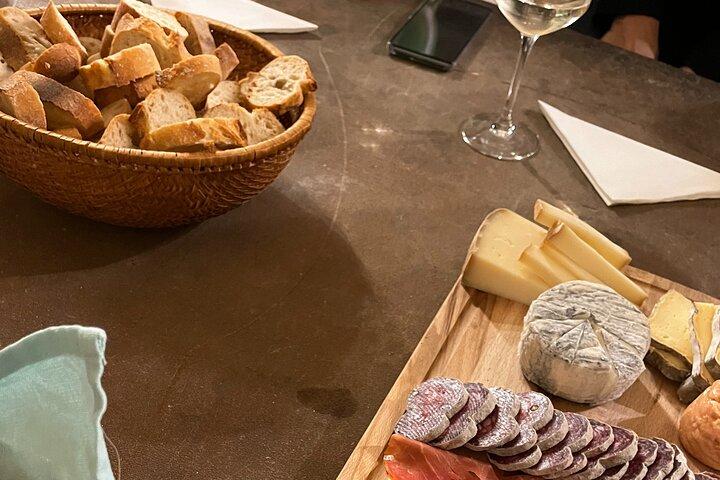 Excursão tradicional de comida gourmet e vinho em Bordeaux