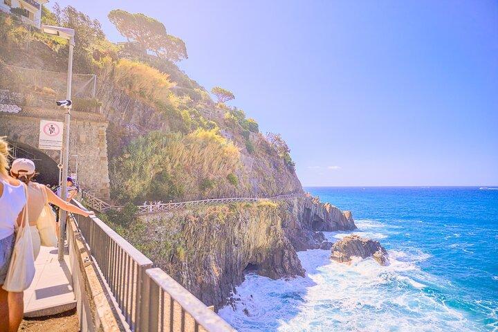 Tour escursionistico delle Cinque Terre dal porto di La Spezia
