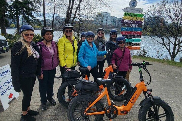 Noleggio E-Bike Vancouver - BC Place Downtown Seawall Pista ciclabile