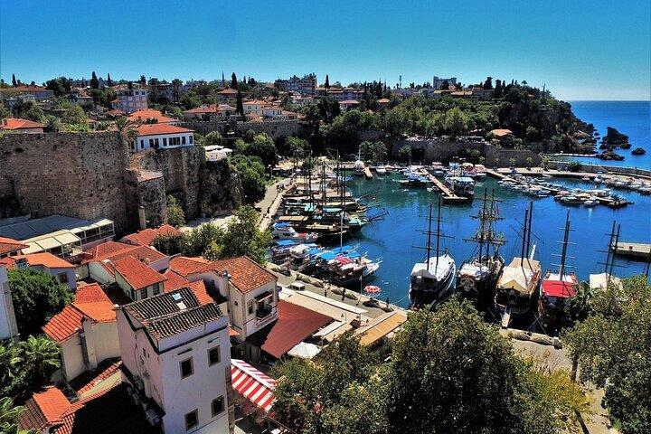 Tour privato della città di Antalya con cascate, centro storico e gita in barca