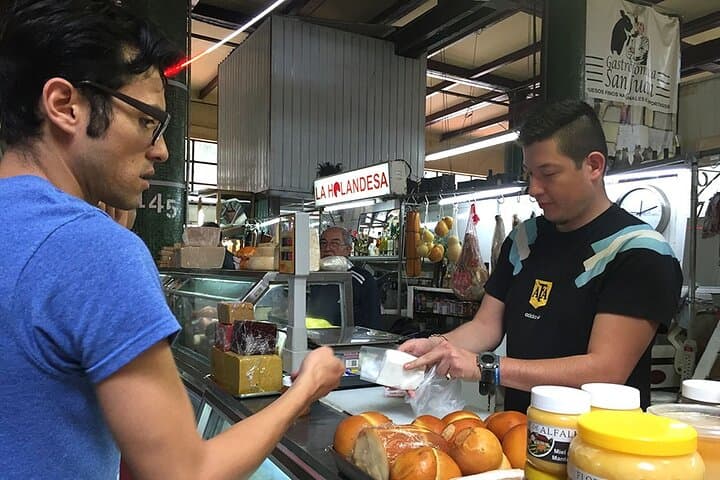 Private Market Tour, Cooking Class in Mexico City with Alex & Ale