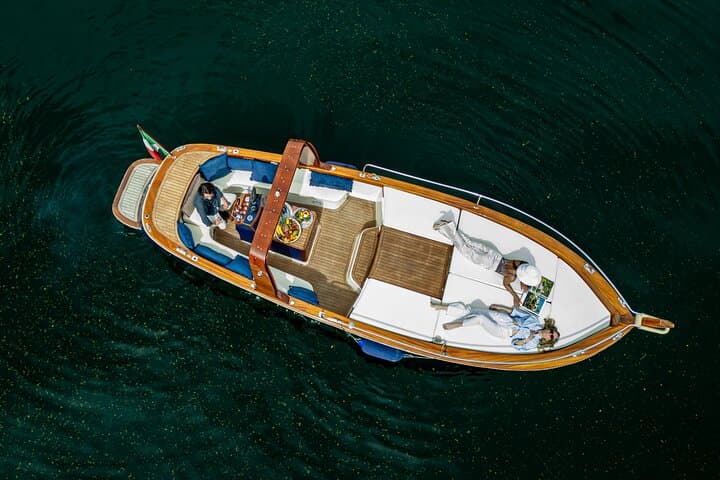Private Boat Tour on Lake Como Wooden Boat - Gozzo