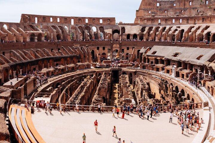 VIP Petit Groupe Colosseum Arena Étage, Forum et visite du Palatin