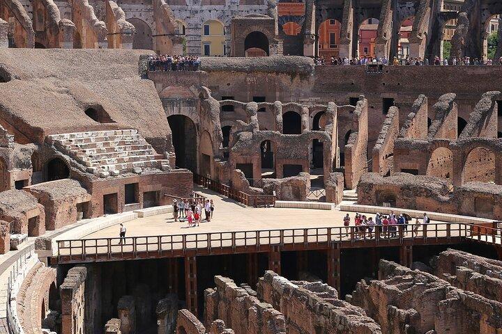 VIP Petit Groupe Colosseum Arena Étage, Forum et visite du Palatin
