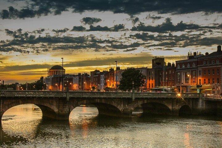 Private Historic Ghost Walking Tour em Dublin