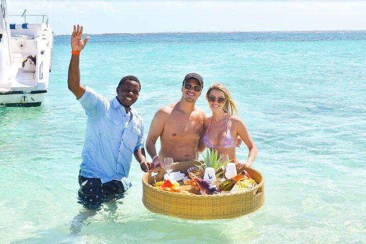 Visite privée de Pigs Beach, Green Turtle Cay et Rose Island