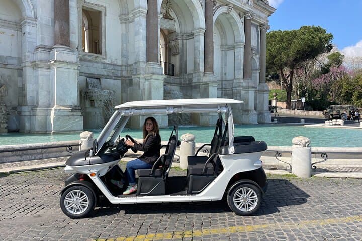 Private Golf Cart Highlights Tour in Rome