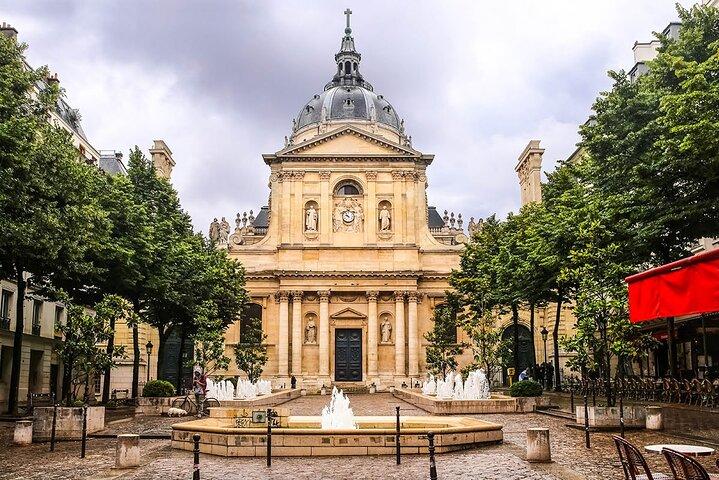 Latin Quarter and Left Bank Tour with Local Guide