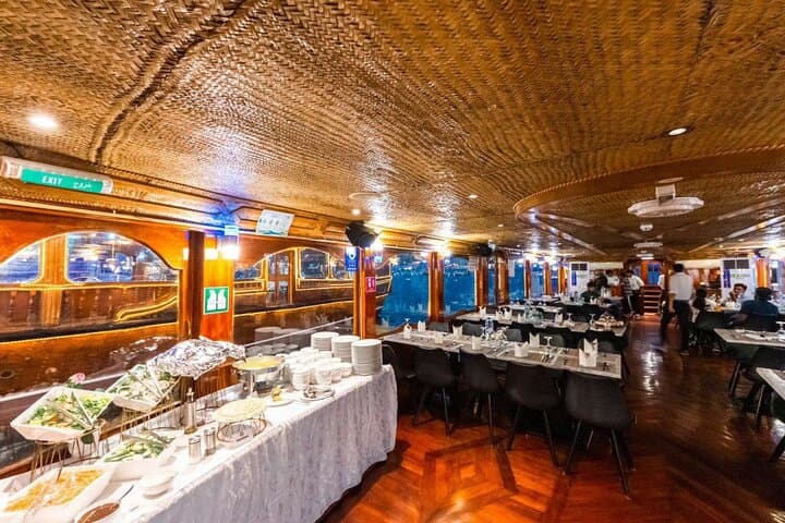 Dhow Cruise with Dinner and Live Entertainment at Dubai Al Seef