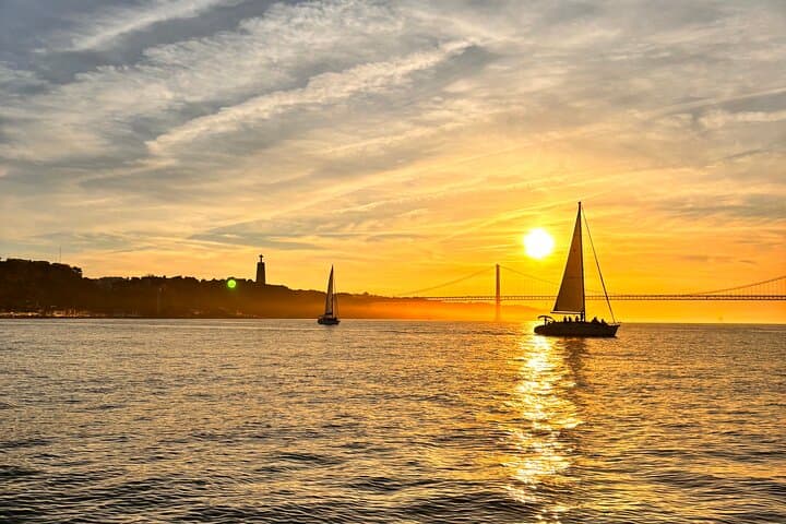 Best sailing tour in Lisbon