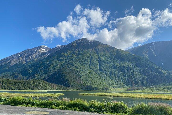 Tour en tránsito de día completo de Seward a Anchorage con recogida en el puerto