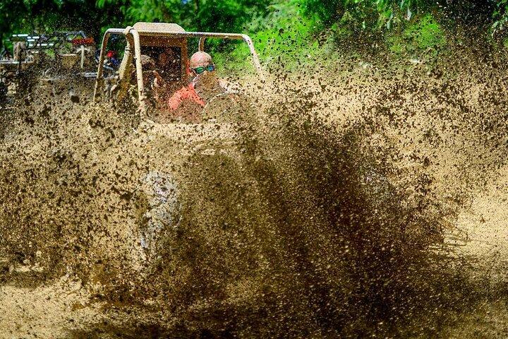 Buggy Tour i Macao Beach Water Cave og typisk hus Punta Cana