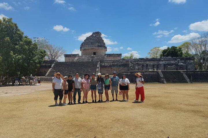 Tour a Chichén Itzá e fascino dei borghi magici di Mérida