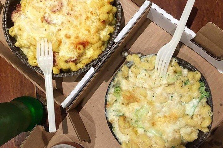 トロントベストプライベートセントローレンスマーケットフードツアー