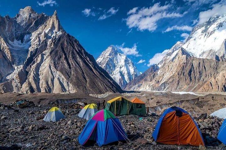 Expédition au camp de base K2