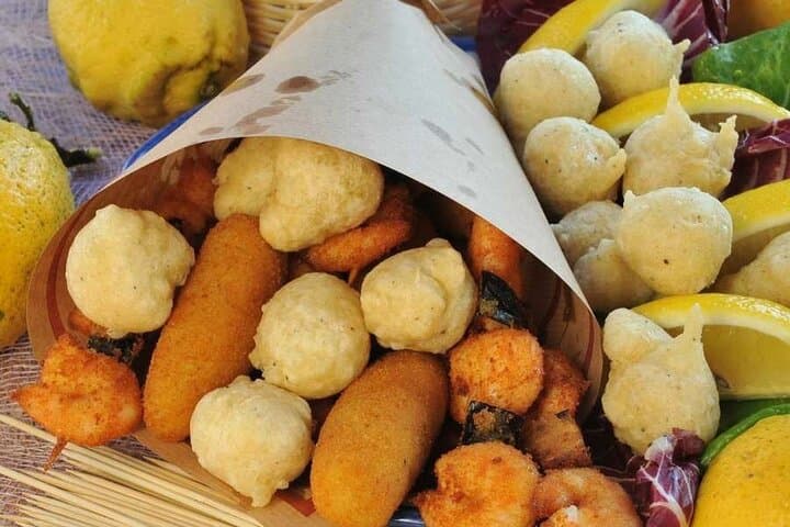 5 Spritz and Food Tastings and at Authentic Neapolitan Bar