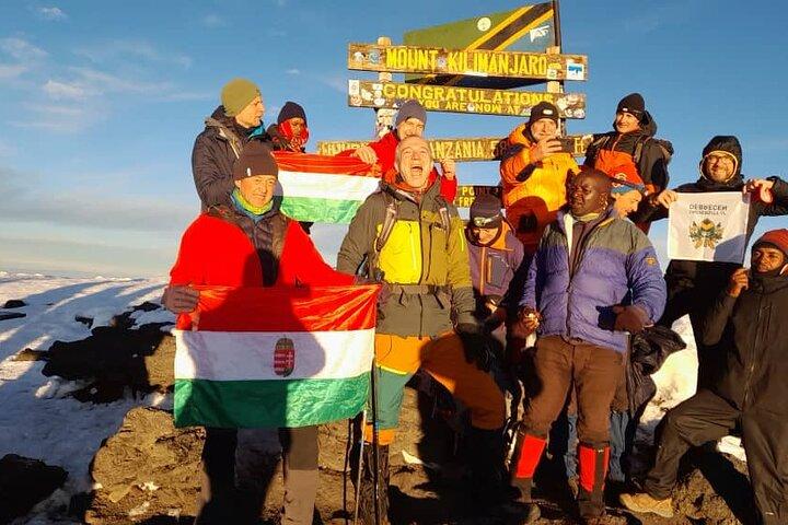 6 días de escalada privada en la ruta Kilimanjaro Machame