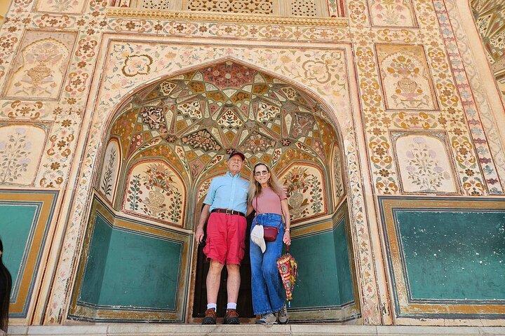 Private Jaipur Half-Day: Amber Fort, Stepwell, Jal Mahal & Gaitor