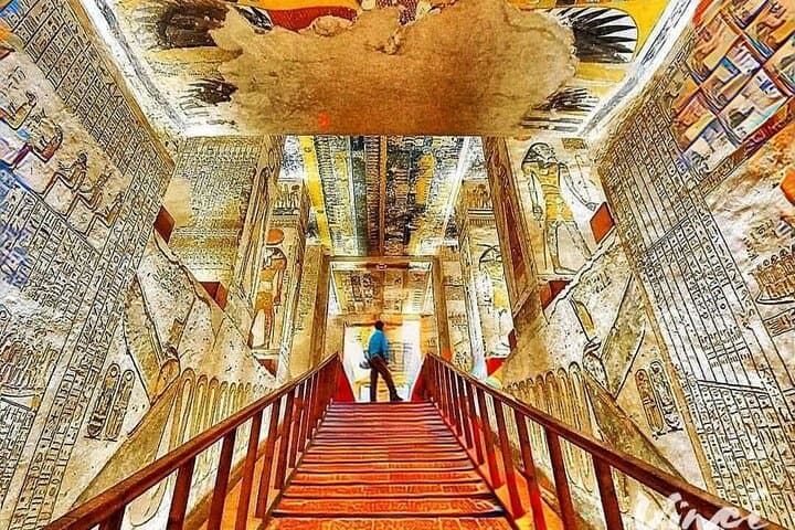 Private Guided Tour to Valley of the Kings