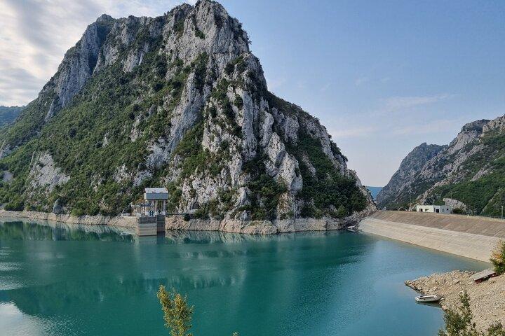 Gita a Tirana al Lago Bovilla e vista escursionistica sul monte Gamti