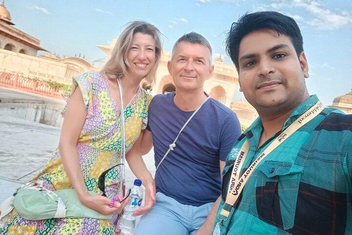 Taj Mahal Skip-the-Line Guided Tour with Multiple Options