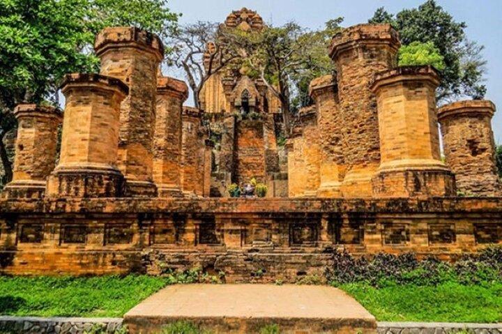 Discovery Nha Trang City Halvdagstur