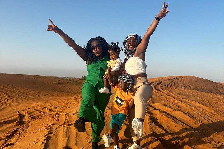 Dubai Morgen Wüste Safari Sand Boarding & Kamelfahrt (jeep)