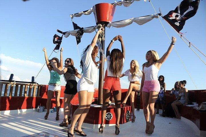 Crucero en barco pirata por el río Potomac