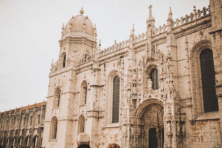 Half Day Private Tuk Tuk Tour in Lisbon and Belém