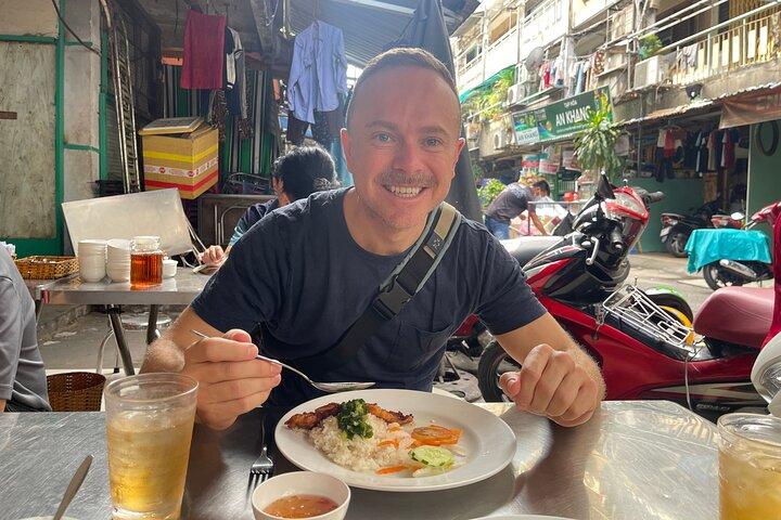 Ho-Chi-Minh-Stadt Street Food mit Rollertour | Fahrerin