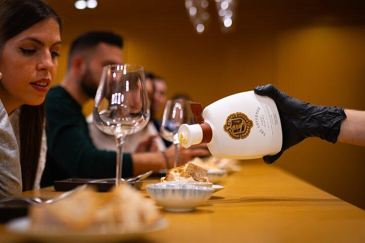 Sinfonia de Sabores - Degustação de Comida e Azeite na Cidade Velha de Corfu