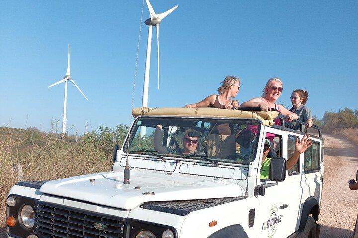 ジープサファリ半日ツアー 4x4車で本物のアルガルヴェを発見