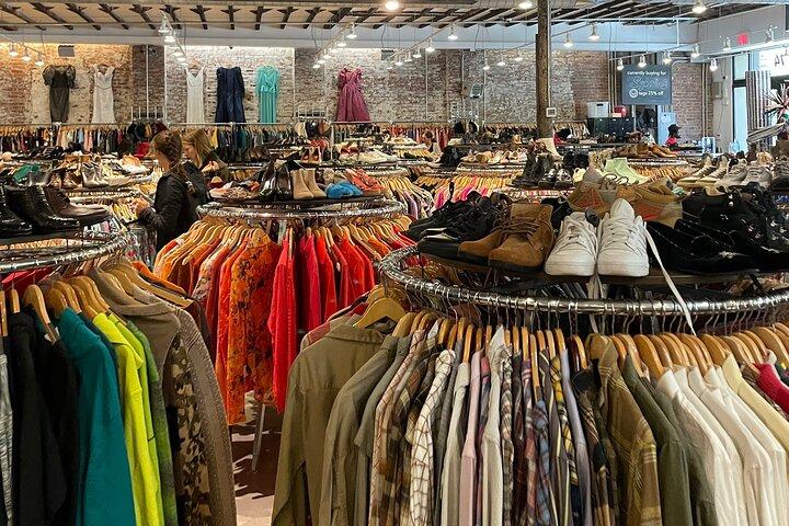 Visite à pied vintage et shopping d'occasion à travers Brooklyn, NYC
