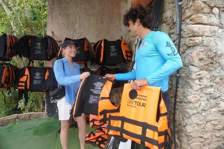 Passeio Coletivo de Pontão com acesso ao Beach Club e Caiaques