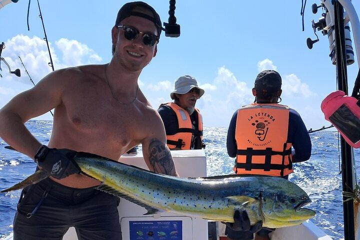 3.5時間コスタマヤ釣りとシュノーケリング体験