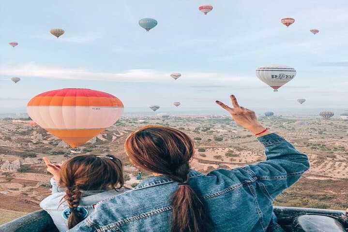 LUXURY Hot Air Balloon Ride Over Luxor