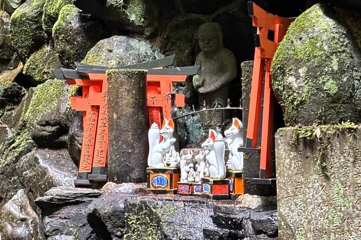 Hiking in Fushimi Inari and its 10,000 Gates