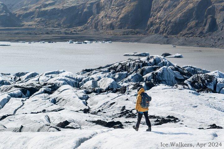 Leichte Wanderung auf dem Sólheimajökull-Gletscher