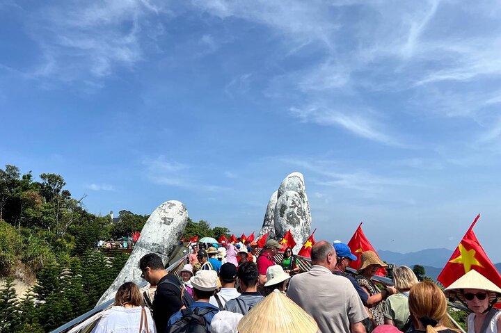Discovery Ba Na Hills Golden Bridge Tour fra Da Nang / Hoi An