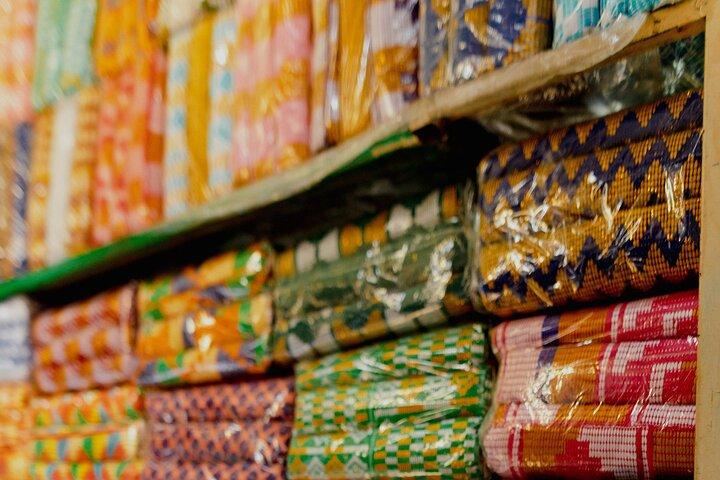 Tour Têxtil e Moda de Accra