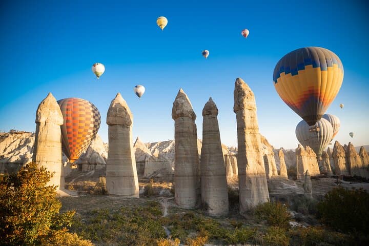 From Istanbul 2-Day Cappadocia Trip with Flight and Transfers