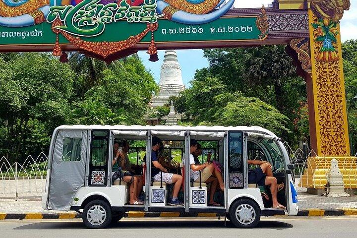 Guidet Phnom Penh Heritage Tour