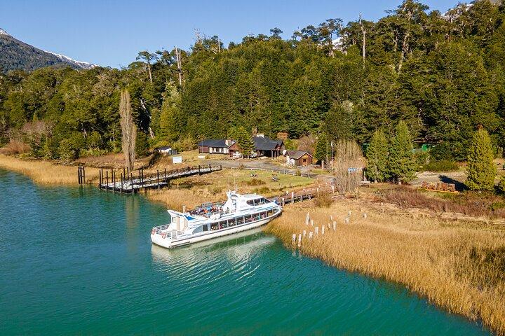 Porto Blest e cachoeiras Cantaros com passeio pelo Lago Frias