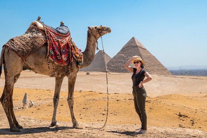 Giza Pyramider, Saqqara og Memphis Tour med Camel Ride & Lunch