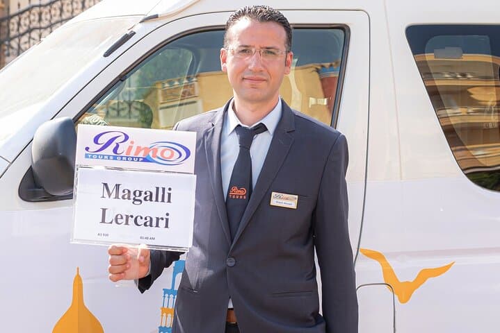 Private Dubai Airport Arrival/Departure Transfer to Dubai City