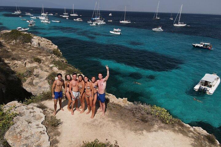 Favignana e Levanzo, tour isole Egadi in barca da Trapani